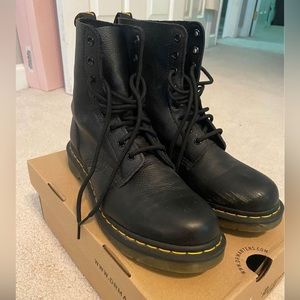 Doc Martens 1460 Pascal Virginia Size 10 Women’s Boots